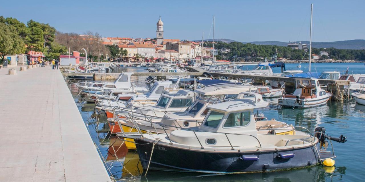Apartments Grand & Plav In Krk クルク エクステリア 写真