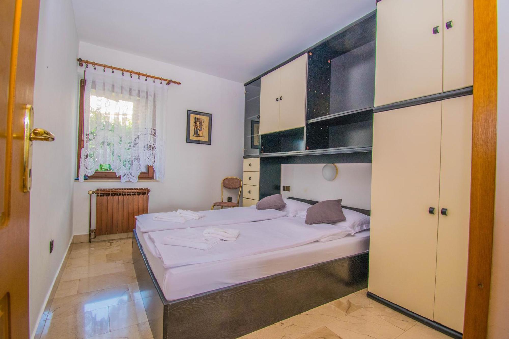Apartments Grand & Plav In Krk クルク エクステリア 写真