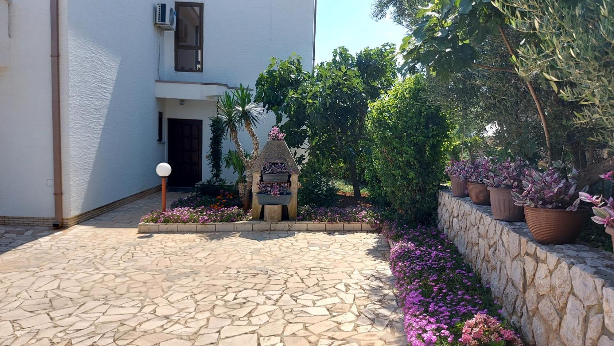 Apartments Grand & Plav In Krk クルク エクステリア 写真
